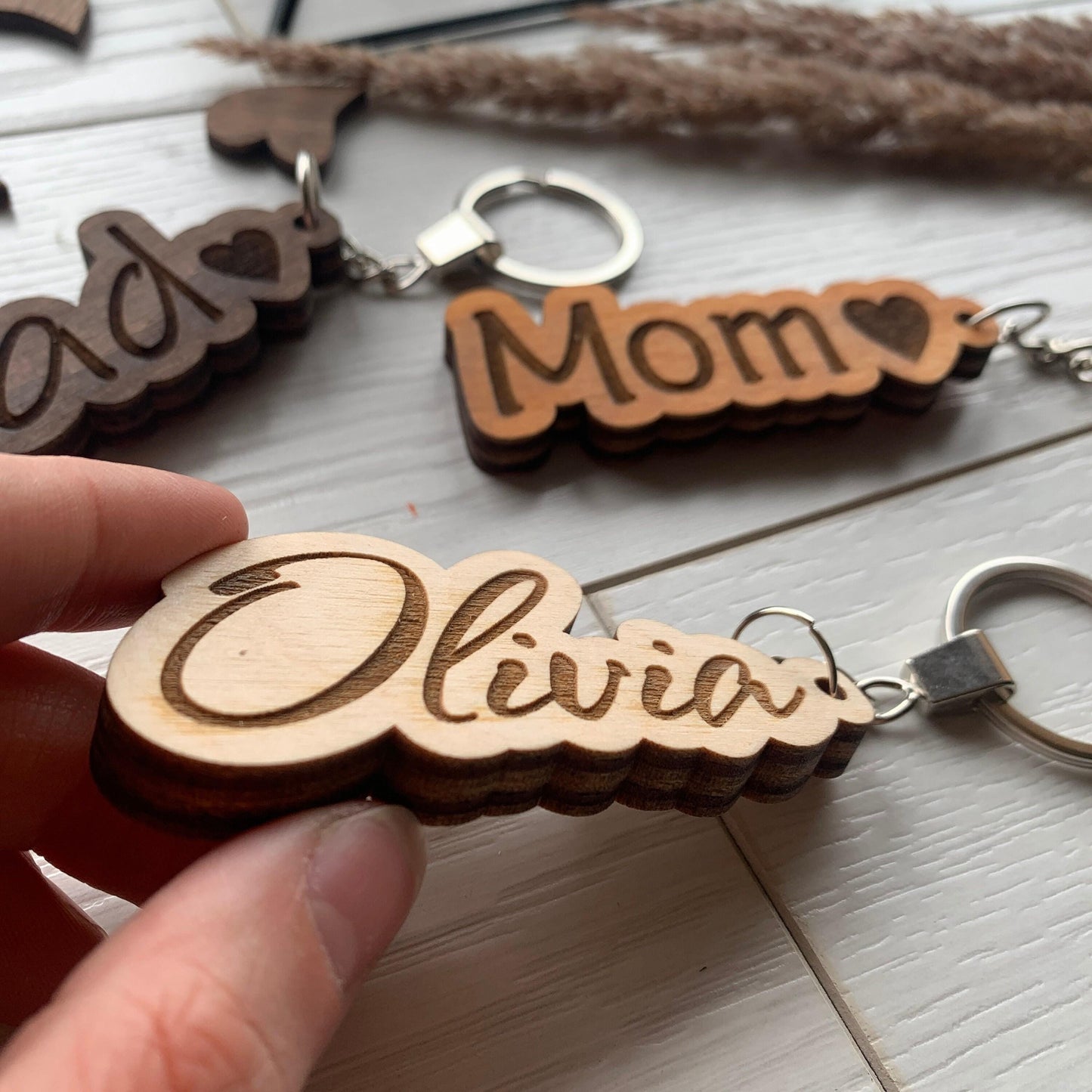 Personalized wood keyring, custom engraved word, boho wood keychain, custom personalised keyring, name engraved key chain, accessories key