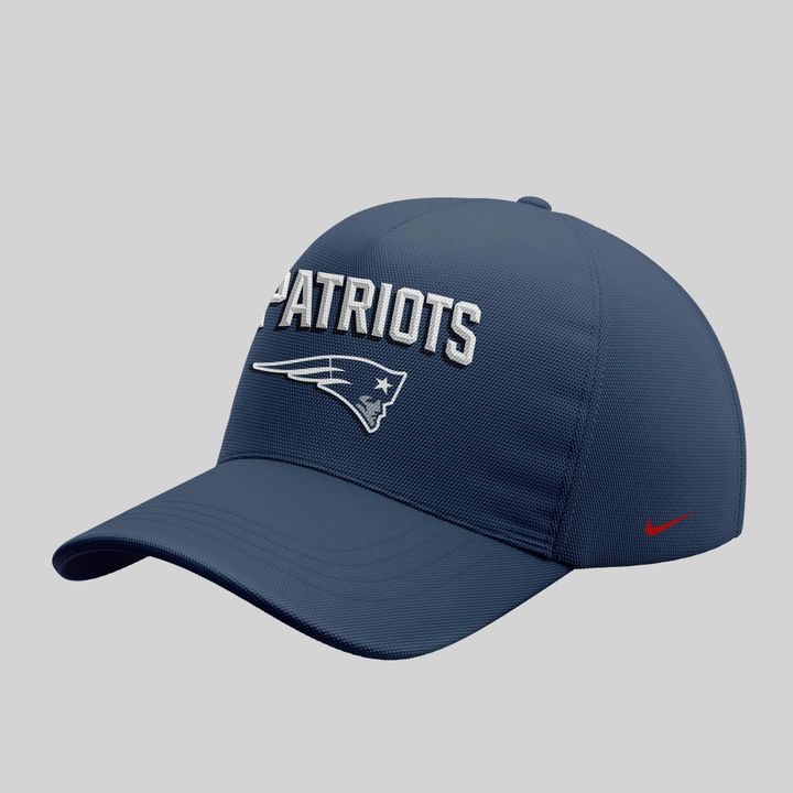 Special Edition New England Patriots zip hoodie 𝙍𝙞𝙫𝙖𝙡𝙧𝙞𝙚𝙨. For fans in 2026