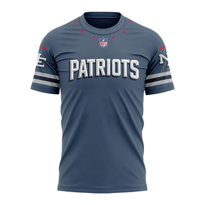 Limited edition New England Patriots T-shirt 𝙍𝙞𝙫𝙖𝙡𝙧𝙞𝙚𝙨. For fans in 2026!